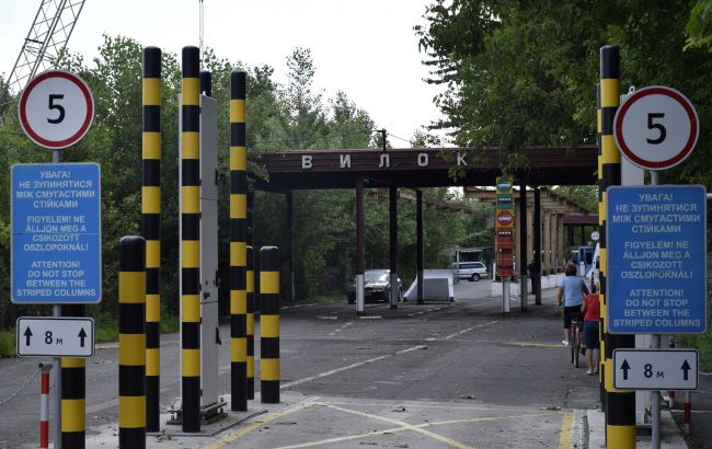 Україна вводить електронні черги для автомобілів на прикордонних переходах