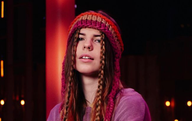 Скандальная звезда "Голосу країни" выпустила песню о детях, от которой мурашки по телу