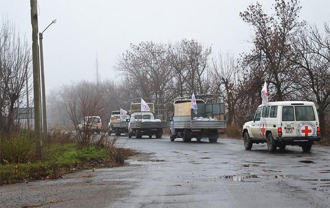 Красный Крест направил на Донбасс очередную партию гуманитарной помощи