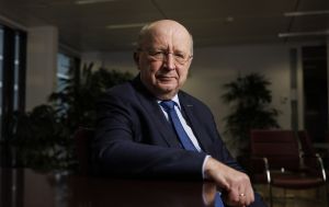 Україні для оборони всієї лінії фронту потрібно 4 млн дронів, - єврокомісар