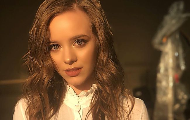 Юная актриса поразила украинцев горячим фото в бикини