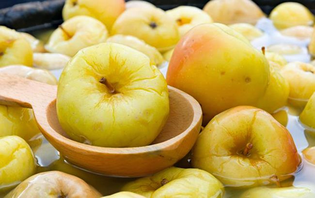 Як заквасити найсмачніші яблука: найпростіший рецепт
