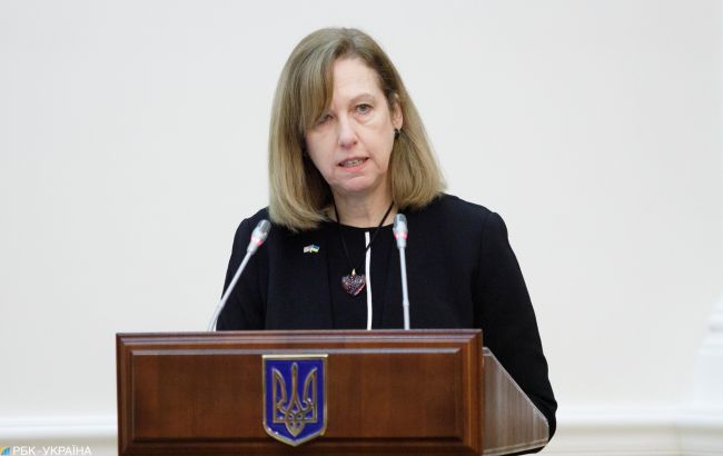 Крістіна Квін: В ідеалі для Росії було б припинити свою агресію та піти з України