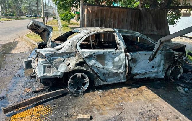 Ворог скинув авіабомби на Слов'янськ: пошкоджено консульство, є загиблі та поранені
