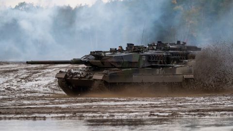 Канада передасть вісім танків Leopard 2 до України найближчими тижнями