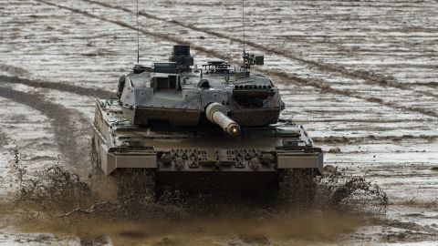 Італія хоче закупити 100 танків Leopard 2 та збільшить свої військові витрати, - ЗМІ