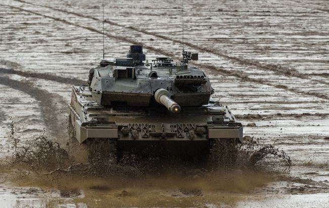 Канада доправила в Польщу всі обіцяні Україні танки Leopard 2
