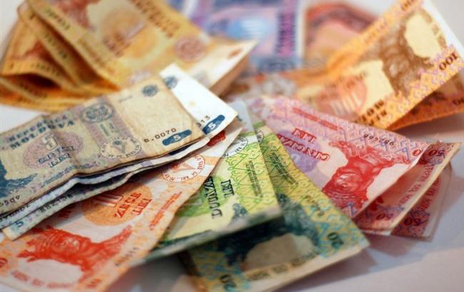 Молдавский лей за год обесценился почти на треть