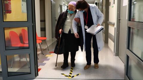 Украинцы в Польше стали реже ездить лечиться в Украину: исследование