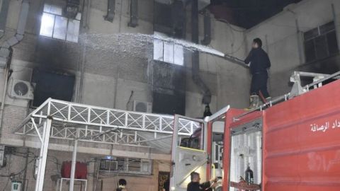 Пожежа в COVID-лікарні в Іраку: голову МОЗу відсторонили, владі дали добу на розслідування