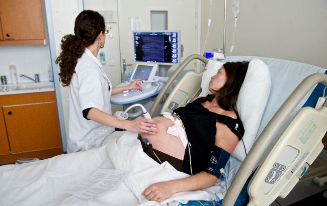 В Украине изменили правила декретного отпуска: как оформить и когда уйти в 2024 году