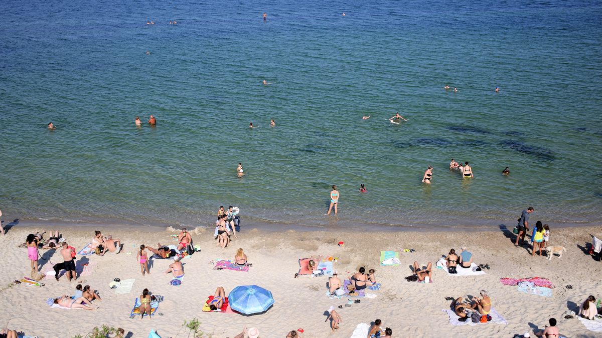 В небе дроны, в море – мины: безопасно ли отдыхать в Одессе и предлагающие туристам 1