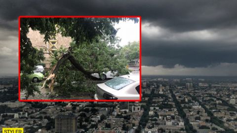 Потужний буревій зі зливою пронісся Одесою: вражаючі фото і відео