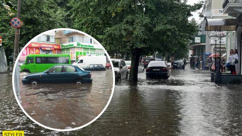 Вулиці перетворилися на гірські річки: захід України сильно постраждав від зливи і буревію