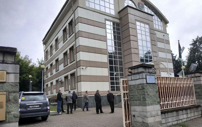 У Білорусі невідомі напали на посольство Лівії, постраждав дипломат