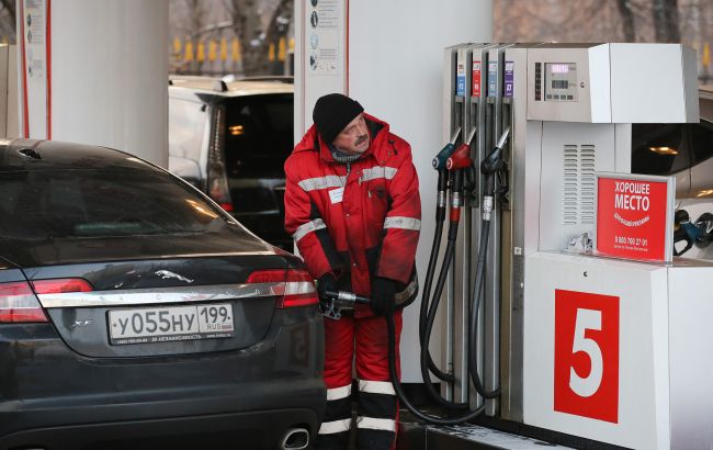 В Новосибирске крупная сеть АЗС запретила продажу АИ-92 обычным водителям