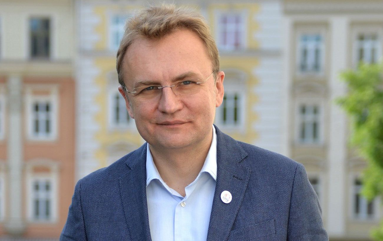 Садового облили невідомою речовиною у середмісті Львова: що відомо