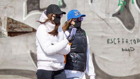 В Бухаресте снова закрывают школы, рестораны и кинотеатры