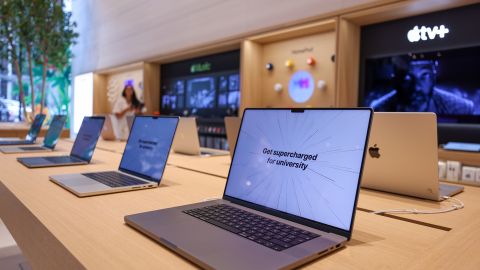 Коли чекати на нові MacBook і iMac: інсайдери розкрили плани Apple