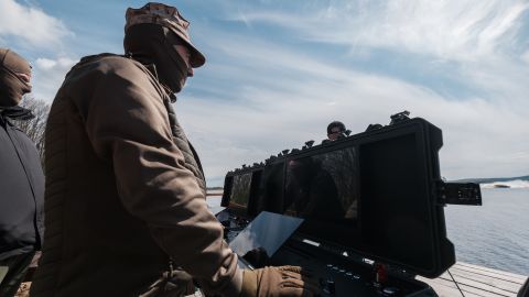 Впервые в мире. ГУР уничтожило российский Су-30 с морского дрона Magura (видео)