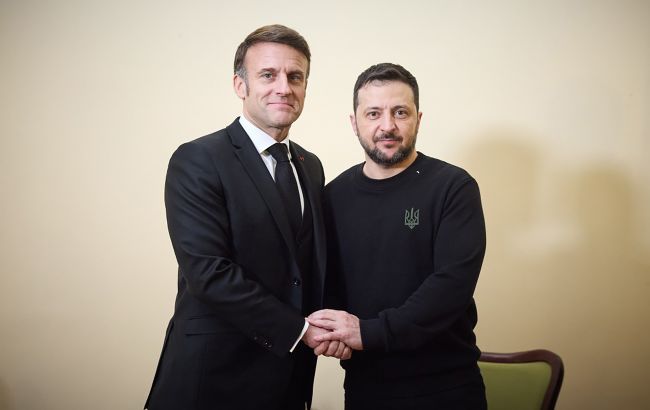 Макрон: Украинский президент был избран на свободных выборах, это не касается Путина