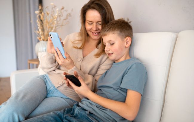 Квитки на дитячу залізницю тепер продають онлайн: як купити і що з розкладом