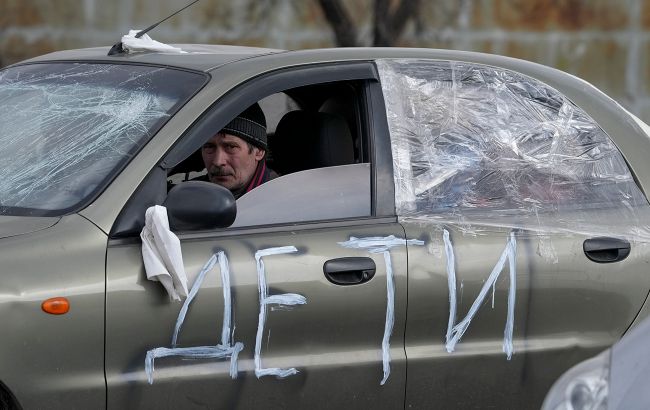 Попри обстріли та провокації. З "Азовсталі" сьогодні евакуювали 50 цивільних