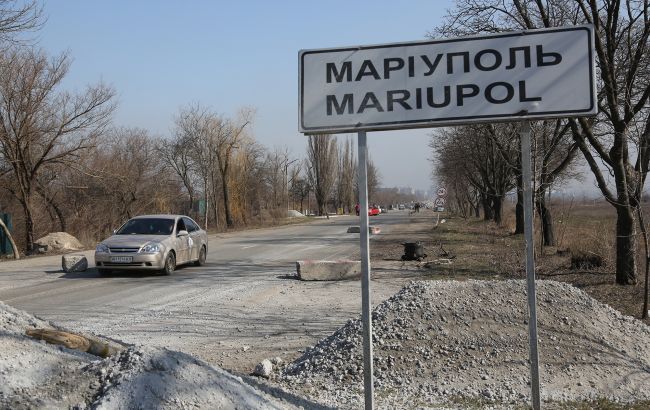 В Мариуполе заметили конвой "гуманитарной миссии" с флагами Армении и Дагестана
