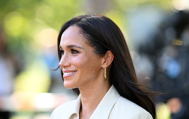 Меган Маркл зачарувала всіх на Тижні моди в Парижі: яким був образ герцогині (фото)