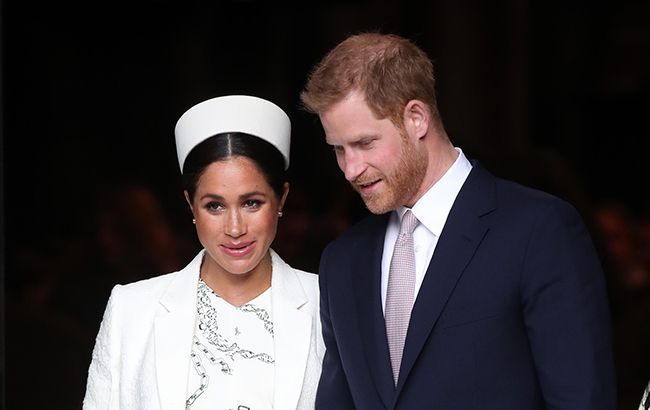 Набридло літати за їжею для Меган Маркл: королівський пілот звільнився через примхи Гаррі