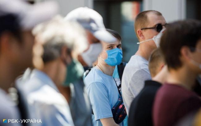 В Украине за сутки подтвердили 2476 новых случаев коронавируса