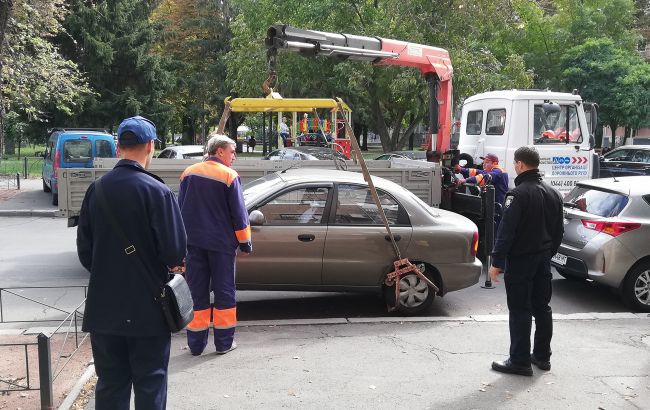 Что делать, если в Киеве машину забрал эвакуатор: пошаговая инструкция