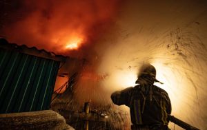 У Севастополі вирують пожежі після масованої атаки ЗСУ
