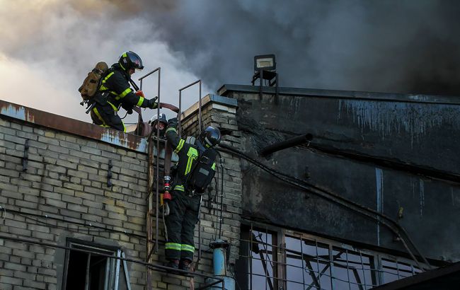 Україна атакувала сотнями дронів 12 регіонів РФ та окупований Крим