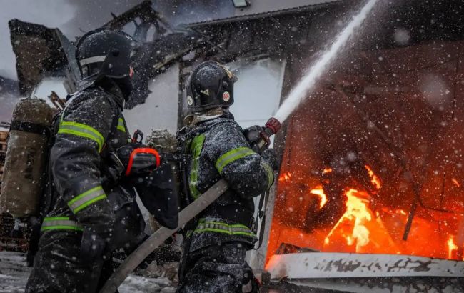 У Саратові та Енгельсі заявили про наймасованішу атаку року: "60 вибухів за дві години"