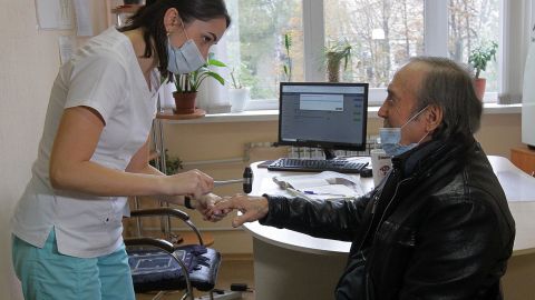 Какую помощь украинцы могут получить в больнице бесплатно и что для этого нужно