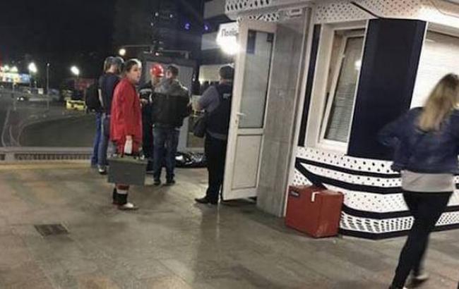В Киеве пассажир попал под поезд на станции метро "Левобережная"