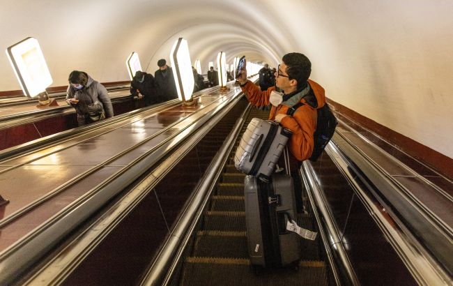 В метро Киева появится бесплатный Wi-Fi: что известно