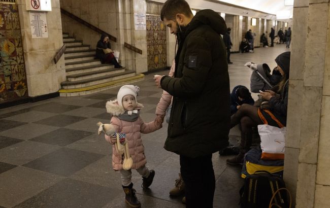 Київське метро відсьогодні працює за новим графіком: всі деталі