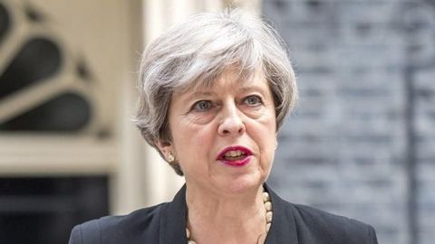 Мэй отменила поездку на Всемирный экономический форум в Давос