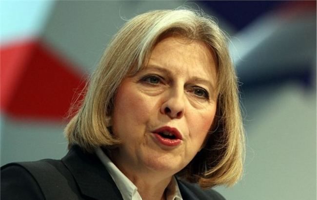 Глава МВД Великобритании: иммиграция вредна для общества