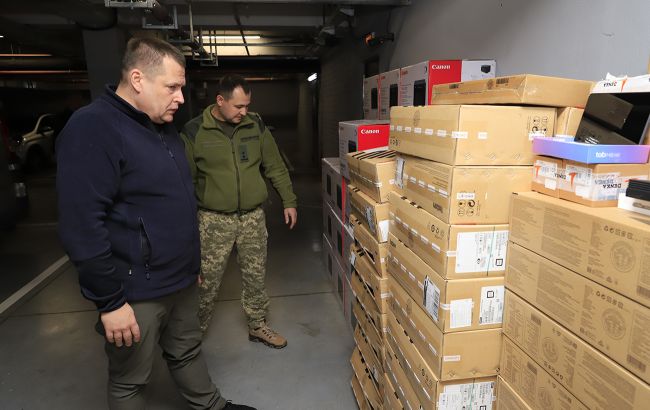 Дніпро передав військовим чергову партію оснащення