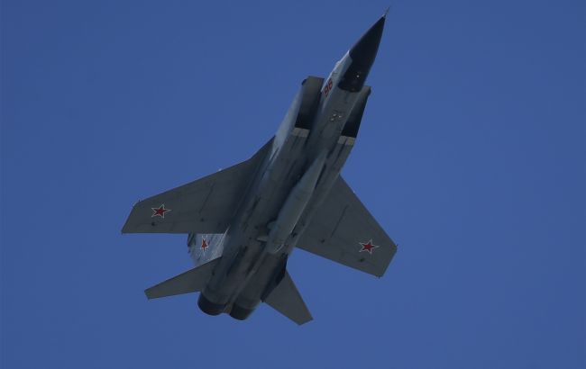 В Украине снова масштабная тревога: РФ подняла носители ракет "Кинжал" МиГ-31К