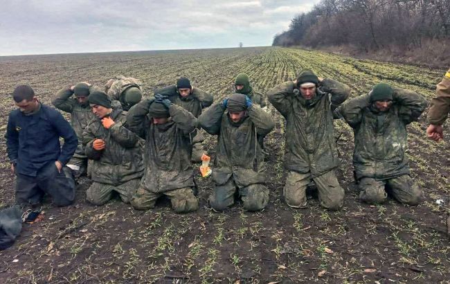Русские своих сдают: что говорят оккупанты после трех недель войны против Украины