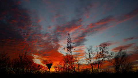 В Київській області пошкоджено енергооб'єкт через нічний обстріл