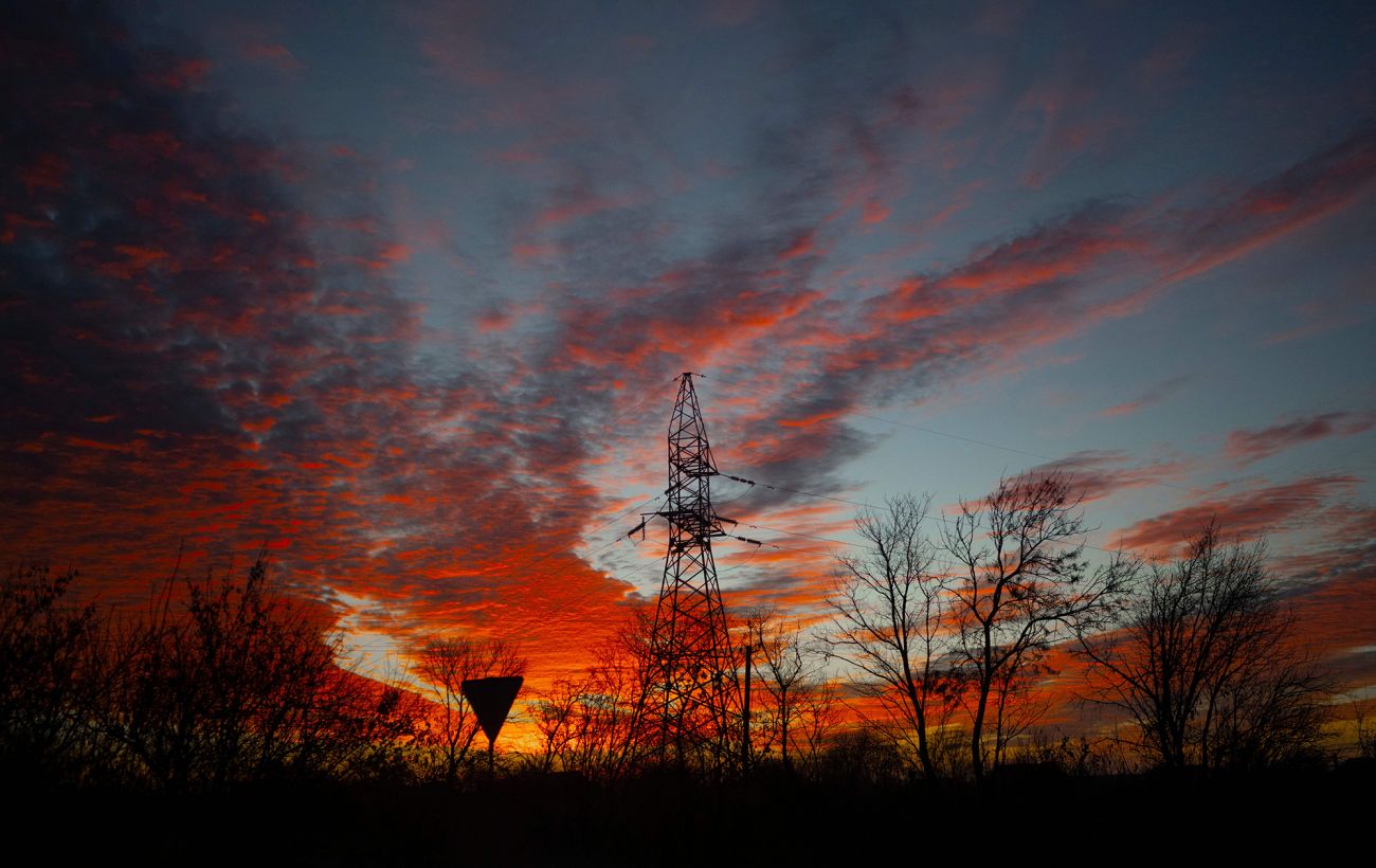 За два дні ДТЕК повернув світло 160 тисячам родин після ворожих атак