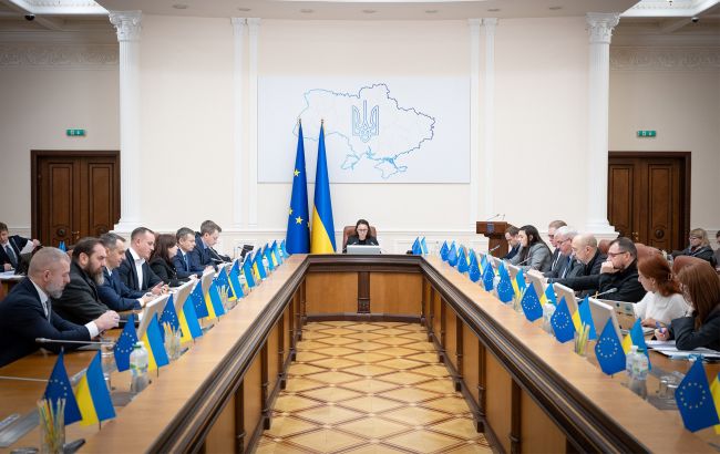 Перезавантаження Кабміну триває: хто отримає посади і хто під загрозою звільнення