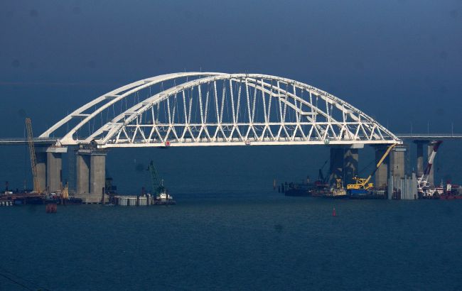 Дефицит топлива в России: в ВМСУ объяснили, при чем здесь Крымский мост