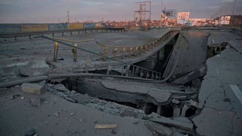 В Ірпені та Бучі мешканці не можуть поховати загиблих через постійні обстріли