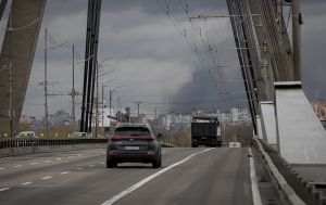 Росія знову вдарила по Північному мосту у Києві